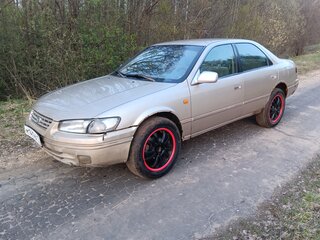 1998 Toyota Camry IV (XV20), бежевый, 300000 рублей, вид 1
