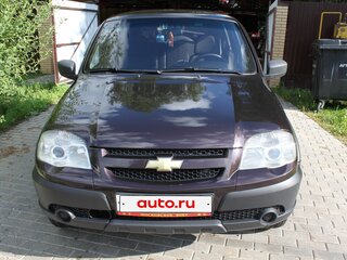 2013 Chevrolet Niva I Рестайлинг, коричневый, 605000 рублей, вид 2