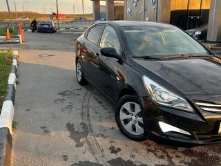 2016 Hyundai Solaris I Рестайлинг, чёрный, 780000 рублей, вид 3