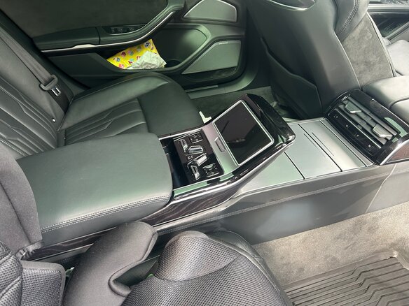 2018 Audi A8 Long 60 TFSI IV (D5), чёрный - вид 31