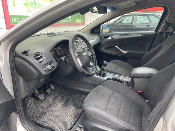 2012 Ford Mondeo IV Рестайлинг, серебристый, 825000 рублей - вид 11