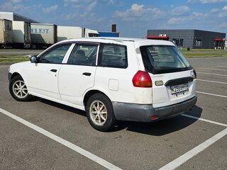 2001 Nissan AD II, белый, 94500 рублей, вид 4