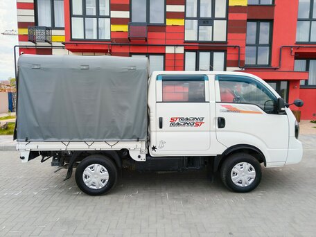 2017 Kia Bongo, белый, 2400000 рублей, вид 3