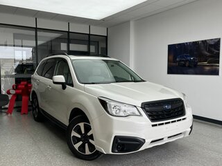 2017 Subaru Forester IV Рестайлинг 2, белый, 1899000 рублей, вид 3