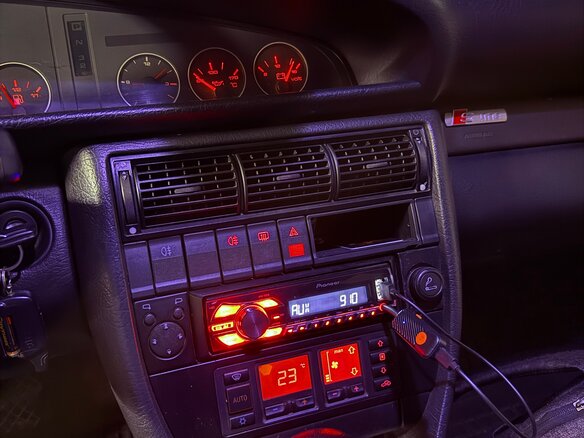 1997 Audi A6 I (C4), синий, 420000 рублей - вид 7