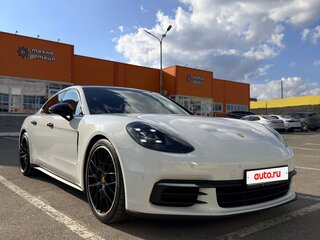 2019 Porsche Panamera 4 II, белый, 6900000 рублей, вид 3