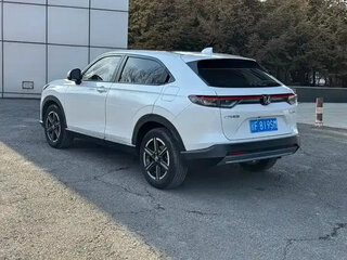 2023 Honda Vezel II, белый, 1700000 рублей, вид 4