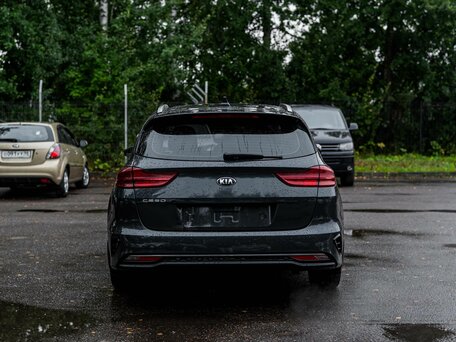 2021 Kia Ceed III, серый, 1633000 рублей, вид 4