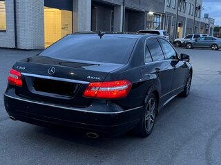 2011 Mercedes-Benz E-Класс 350 IV (W212, S212, C207), чёрный, 1100000 рублей, вид 4