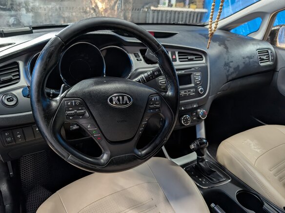 2014 Kia Ceed II, коричневый, 1090000 рублей - вид 15