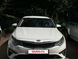 2018 Kia Optima IV Рестайлинг, белый, 800000 рублей, вид 1
