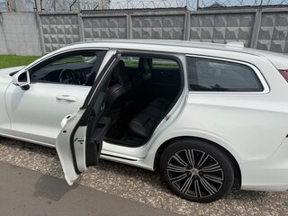 2018 Volvo V60 II, белый, 3500000 рублей, вид 5