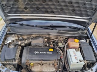 2006 Opel Astra H, серебристый, 350000 рублей, вид 1
