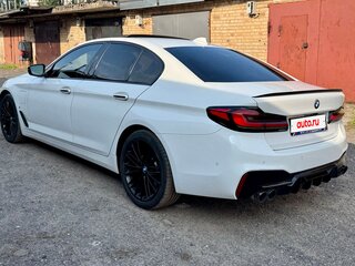 2018 BMW 5 серии 530e xDrive VII (G30/G31/G38), белый, 3050000 рублей, вид 5