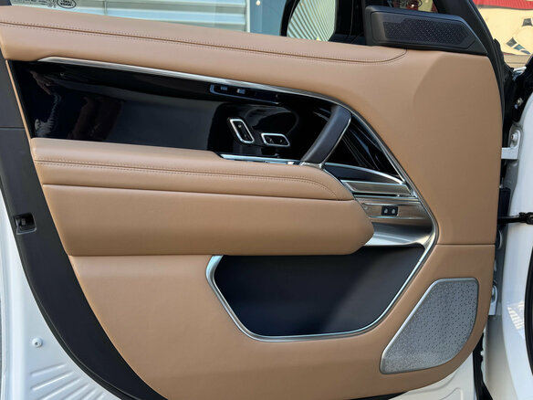 2022 Land Rover Range Rover P530 MHEV V, белый, 18990000 рублей - вид 22