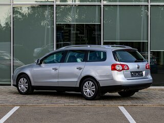 2010 Volkswagen Passat B6, серебристый, 795000 рублей, вид 4