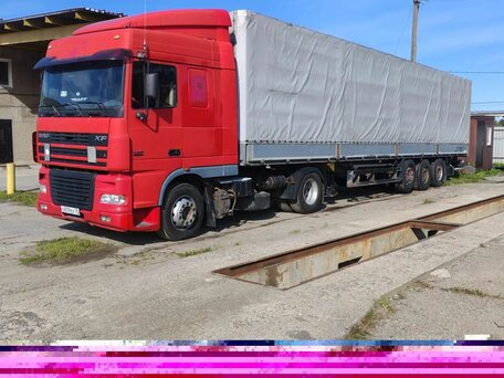 2004 DAF XF 95, красный, 1100000 рублей, вид 3