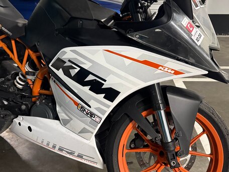 2015 KTM RC 390, белый, 320000 рублей, вид 3