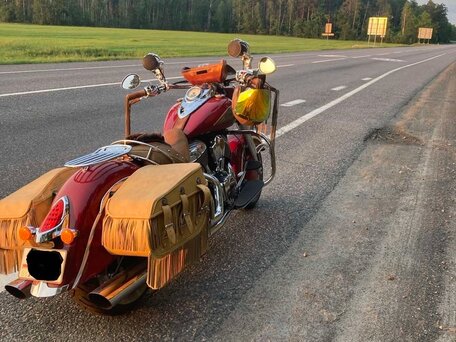 2015 Indian Chief Vintage, красный, 1700000 рублей, вид 4