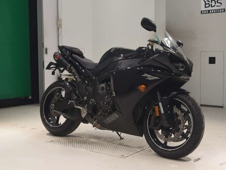 2010 Yamaha YZF-R1, чёрный, 695000 рублей, вид 3