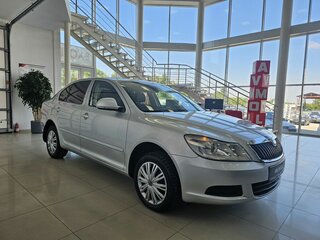 2011 Skoda Octavia II (A5) Рестайлинг, серебристый, 915000 рублей, вид 4