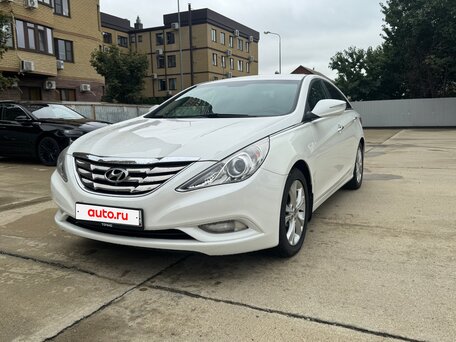 2011 Hyundai Sonata VI (YF), белый, 1250000 рублей, вид 1