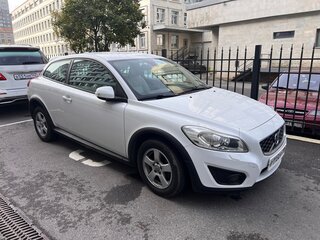 2010 Volvo C30 I Рестайлинг, белый, 850000 рублей, вид 3