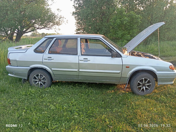 2003 Lada (ВАЗ) 2115, серебристый, 100000 рублей - вид 4
