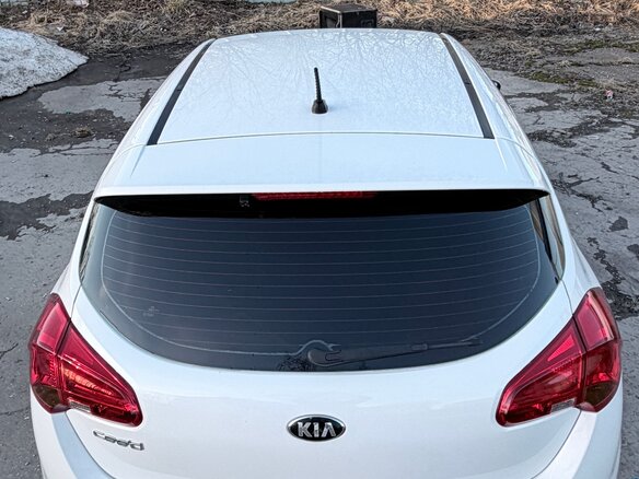 2015 Kia Ceed II, белый - вид 3