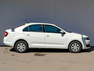 2019 Skoda Rapid I Рестайлинг, белый, 865000 рублей, вид 4