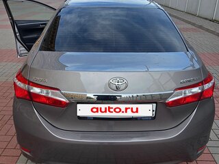 2014 Toyota Corolla XI (E160, E170, E180), золотистый, 1250000 рублей, вид 2