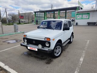 2010 Lada (ВАЗ) 2121 (4x4) I Рестайлинг, белый, 520000 рублей, вид 1