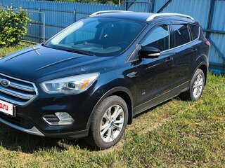 2017 Ford Kuga II Рестайлинг, чёрный, 1350000 рублей, вид 4