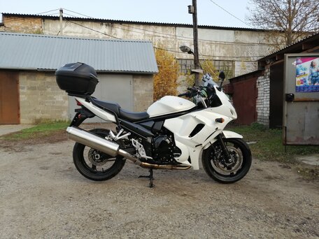 2011 Suzuki GSX 1250 FA, белый, 535000 рублей, вид 3