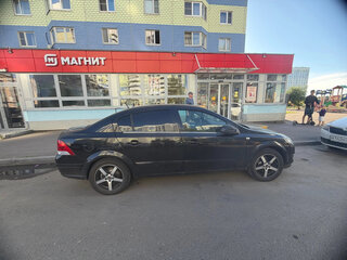 2011 Opel Astra H Рестайлинг, чёрный, 500000 рублей, вид 2