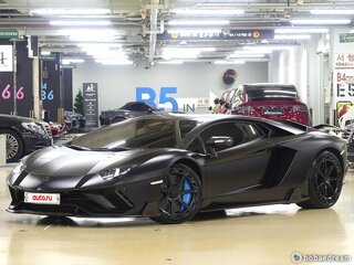 2021 Lamborghini Aventador I Рестайлинг, чёрный, 44713322 рублей, вид 2