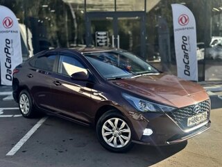 2021 Hyundai Solaris II Рестайлинг, коричневый, 1730000 рублей, вид 3