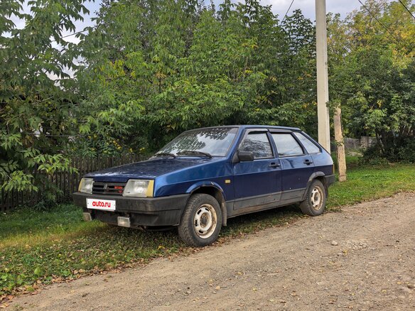 2002 Lada (ВАЗ) 21093i, серебристый, 75000 рублей