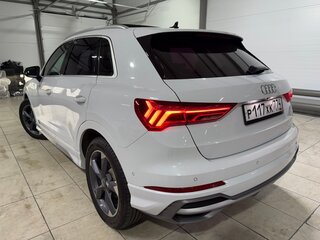 2020 Audi Q3 35 TFSI II (F3), белый, 2800000 рублей, вид 2