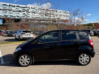 2011 Mercedes-Benz A-Класс 180 II (W169) Рестайлинг, чёрный, 720000 рублей, вид 1