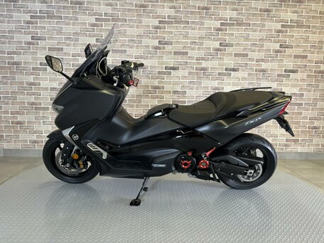 2020 Yamaha TMAX, чёрный, 935000 рублей, вид 3