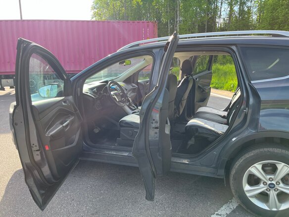 2014 Ford Kuga II, серый, 1300000 рублей - вид 5