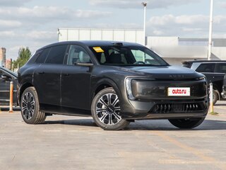 2026 Audi E7X, зелёный, 7980757 рублей, вид 3