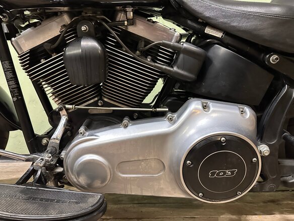 2012 Harley-Davidson Fat Boy, чёрный, 950000 рублей - вид 4