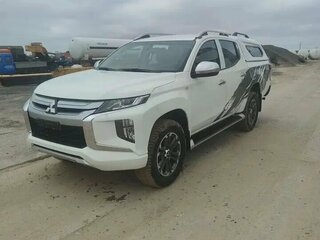 2022 Mitsubishi L200 V Рестайлинг, белый, 2700000 рублей, вид 1