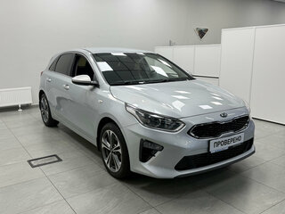 2019 Kia Ceed III, серебристый, 1580000 рублей, вид 3