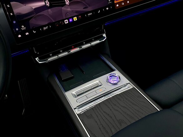 2026 Zeekr 9X 55 kWh (до 3.5 т), чёрный - вид 29