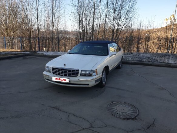 1998 Cadillac DeVille VII, белый, 3000000 рублей - вид 2