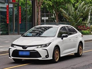 2023 Toyota Corolla XII (E210) Рестайлинг, белый, 1205000 рублей, вид 1