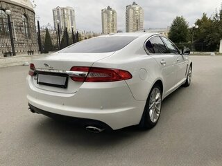 2012 Jaguar XF I Рестайлинг, белый, 1390000 рублей, вид 4